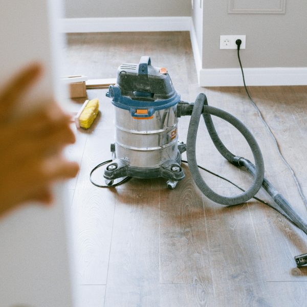 Tips for Maintaining a Clean Home Between Deep Cleanings